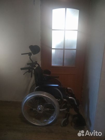 Инвалидная коляска уличная
