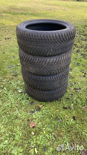 Goodyear UltraGrip 8 Performance 245/45 R18