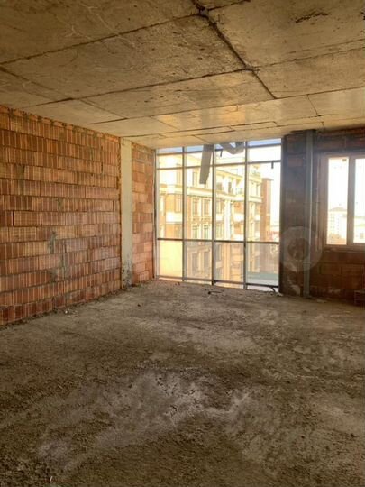 3-к. квартира, 118 м², 8/10 эт.