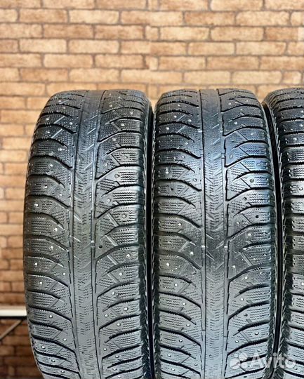 Bridgestone Ice Cruiser 7000 215/60 R16