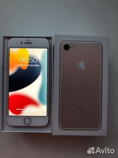 Телефон iPhone 7