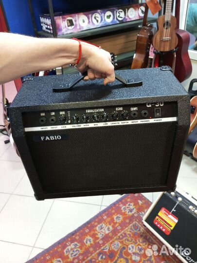 Комбоусилитель гитарный 30 Ватт Fabio