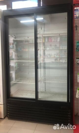 Холодильная витрина для напитков шкаф
