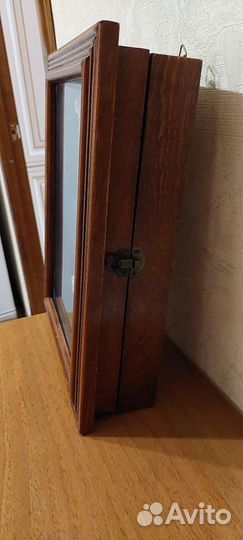 Ключница настенная из дерева