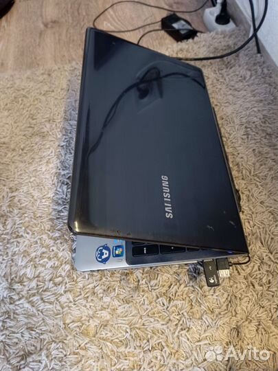 Ноутбук samsung NP350V5C