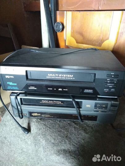 Видеомагнитофон