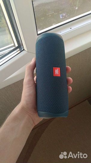 Колонка jbl