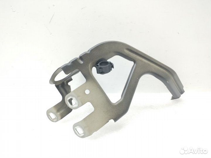 Кронштейн крыла передний правый Bmw 5-Series F11