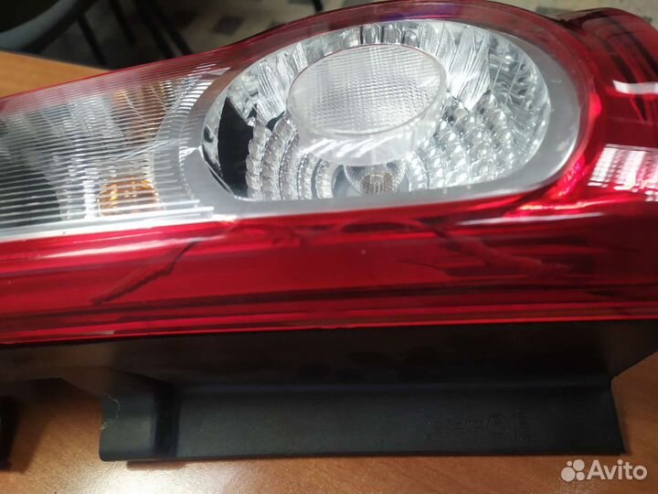 Фонарь задний правый Лада Ларгус