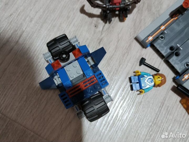 Lego nexo knights 70317, 70312,70324