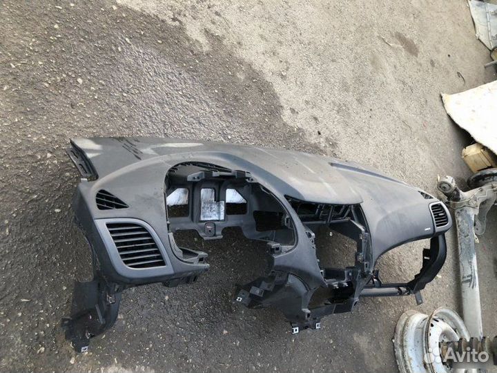 Торпедо Hyundai Solaris