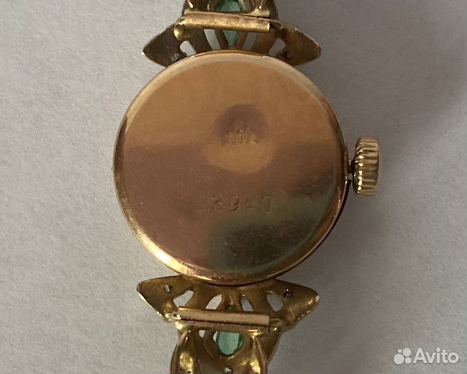 Золотые женские часы Чайка