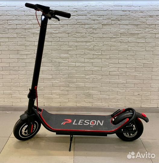 Электросамокат leson S006