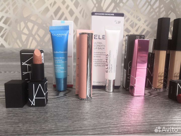 Консилеры, бальзамы, помада, карандаш