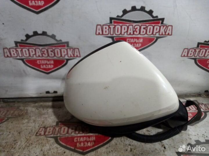 Зеркало правое Honda Fit GP5 LEB