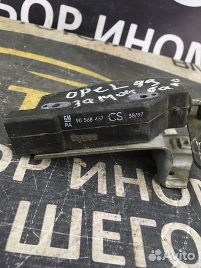 Активатор замка багажника Opel Vectra B 1997-2002