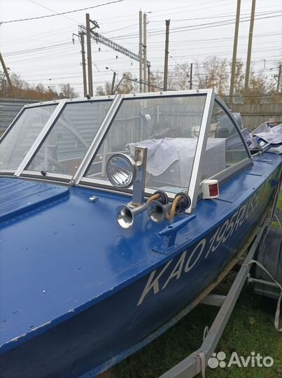 Лодка Прогресс 4 + Мотор ямаха 40 + прицеп