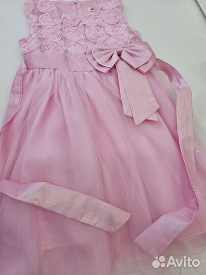 Нарядное платье