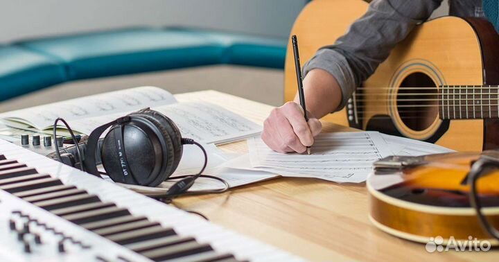 Сонграйтер, сценарист