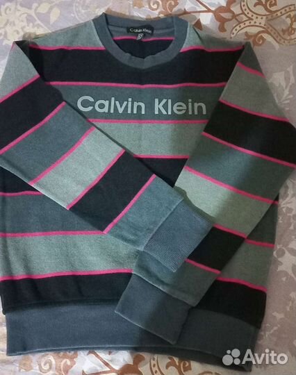 Джемпер Calvin Klein размер 152 Унисекс