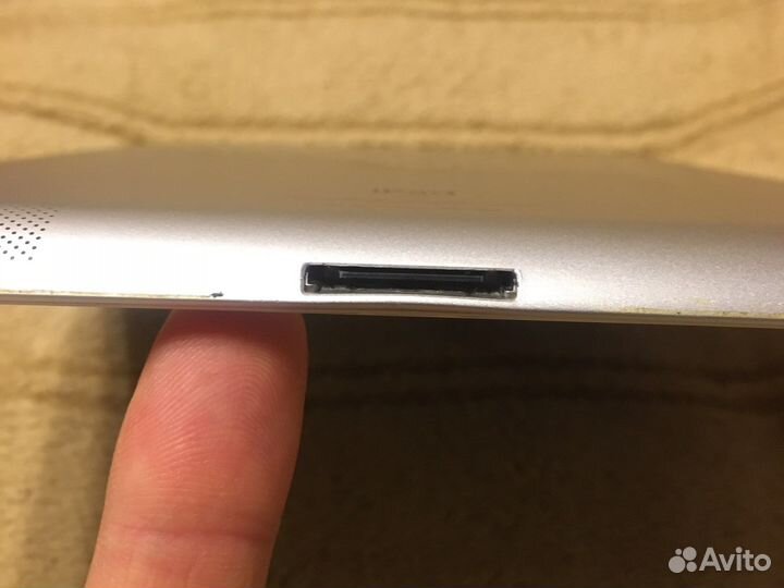 Apple iPad 3 Wi-Fi 32 Gb A1416