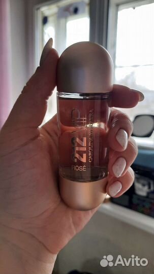 Carolina herrera 212 vip rose