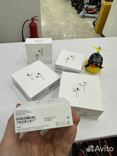 Airpods 4 новые