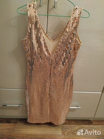 Нарядное платье