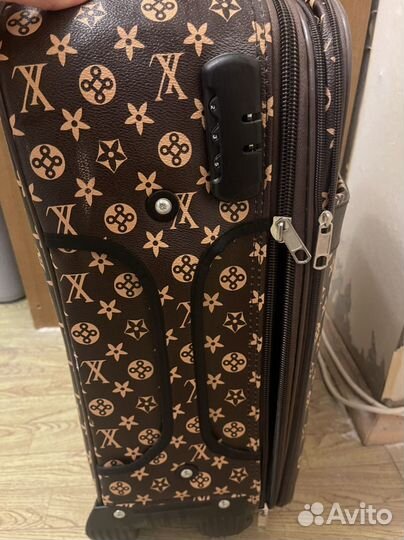 Чемодан louis vuitton