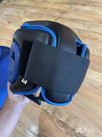 Шлем, Защита голени, Перчатки