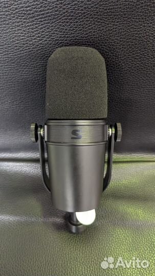 Микрофон оригинальный Shure MV7X