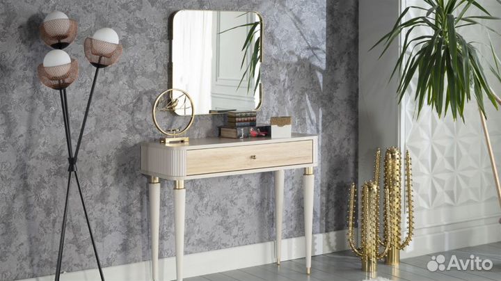 Консольный столик