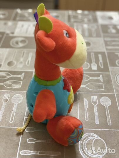 Игрушка интерактивный жираф со звуковым эффектом