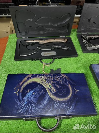 Набор кованый топор + шкуросьемный нож