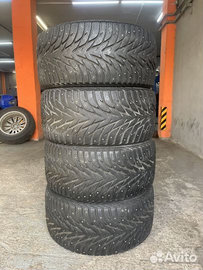 Yokohama W.Drive 295/35 R21