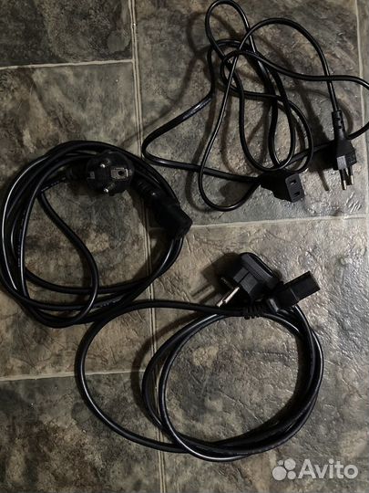 Сетевой шнур (кабель питания)