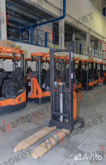 Ручной штабелер с электроподъемом SPN-1025C