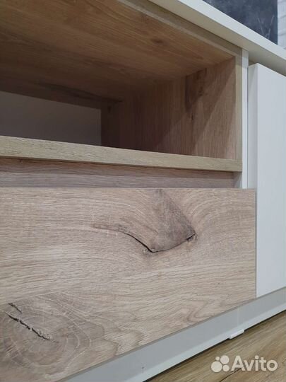 Тумба под тв. Новая