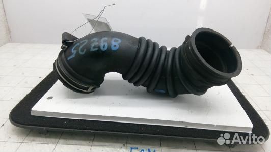 Патрубок воздушного фильтра toyota corolla verso 1