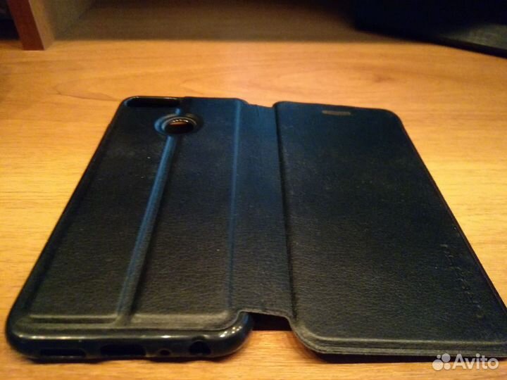 Сумка-футляр и чехол-книжка