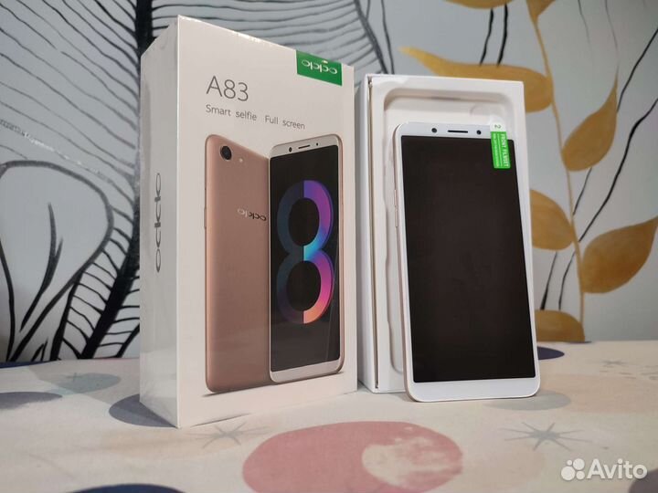 Смартфон Oppo A83