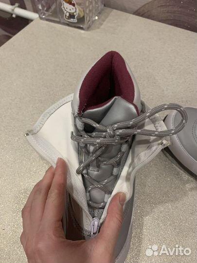 Лыжные ботинки