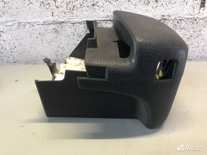 Кожух подрулевой Peugeot 206 хетчбек 1.9D 1998