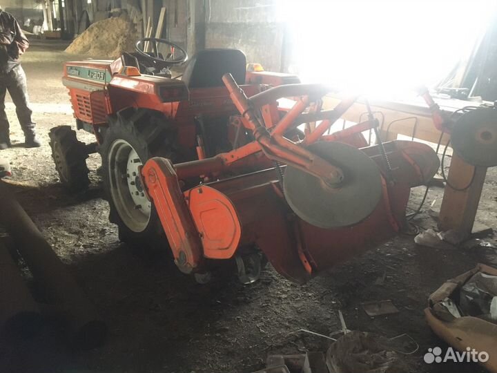 Мини-трактор Kubota L1-205, 1997