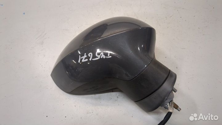 Зеркало боковое правое Seat Leon 2
