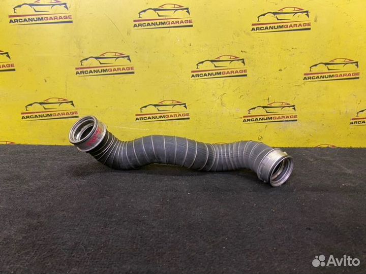 Патрубок интеркулера правый Mercedes Clc W203