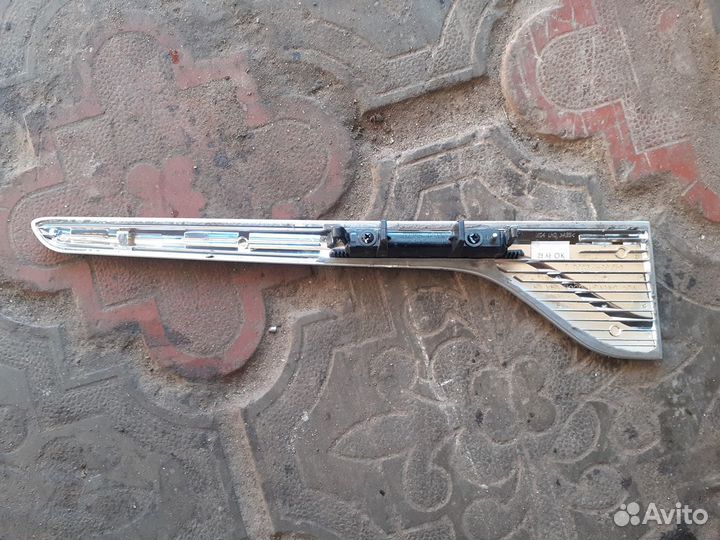 Накладка двери Kia Sorento 2020-передняя левая