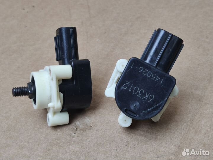 Датчик положения кузова Suzuki Grand Vitara g-5650