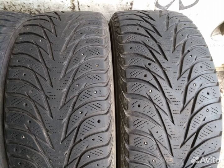 Yokohama Ice Guard IG35 215/55 R16 97T