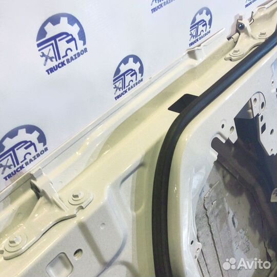 Каркас двери, R Volvo FH4